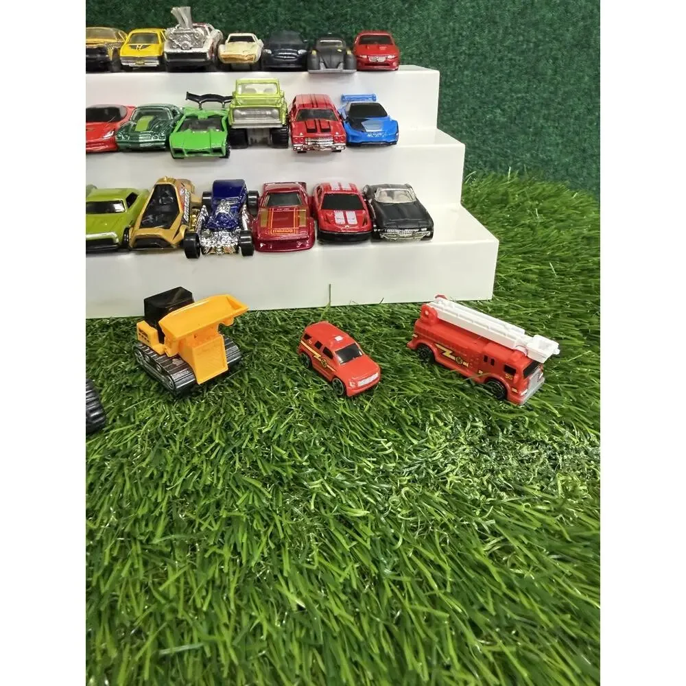Large Lot 30+ Assorted Diecast Toy Vehicles Hot Wheels Matchbox Tonka Cars VTG